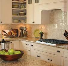 A Cosy Kitchen The Warmth Of Crema Marfil Marble Siouxfalls Danapoin Kitchen Backsplash Designs Granite Countertops Kitchen Cream Colored Kitchen Cabinets