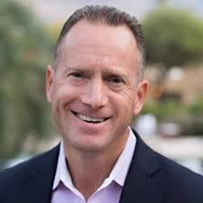 Deering Bay Yacht & Country Club View Club Personnel