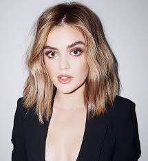 Lucy Hale Idees De Coiffures Coiffure Coupe Carre