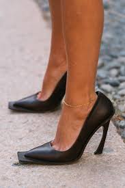 Mfw Spring 2020 Street Style Shoes Best Looks Photos Footwear News In 2020 Trending Fashion Shoes Edgy Shoes Trending Shoes