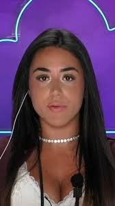 Maria Botelho Moniz "ATACADA", fortemente por...Ver mais