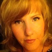 Jenifer White's Instagram, Twitter & Facebook