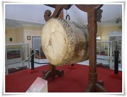 He was one of the wali songo or nine saints, along with his father sunan ampel and his brother sunan bonang. Tak Terurus Koleksi Museum Sunan Drajat Kurang Perhatian Halaman 1 Kompasiana Com