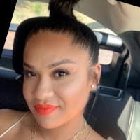 Helen Bustamante's Instagram, Twitter & Facebook