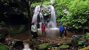 Siuk waterfall nice view to see the waterfall. Menjadi Saksi Pertemuan Coban Jodo Jabung Surya