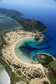 They start you out at the preserve's education center before you can go down to the beach. Hanauma Bay Nature Preserve Hawaii Kai Honolulu Oahu Hawaii Oahu Hawaii Con Imagenes Lugares Increibles Lugares Maravillosos Lugares Hermosos