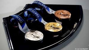 Император японии объявил олимпийские игры в токио открытыми Tokio Iz Chego Na Samom Dele Sdelany Olimpijskie Medali Kultura I Stil Zhizni V Germanii I Evrope Dw 29 07 2021