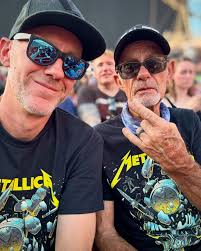 Hey guys! My fiancé and I are looking for support or resources in any way.  we are located in Gardiner, Maine. He was just diagnosed with stage 4 head  and neck cancer