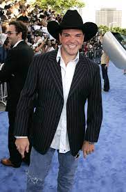 He also starred as sugar daddy bernardino in the wb's popular, as well as had a recurring role as seidleman in the cult tv series. Varsity Blues Actor Ron Lester Dies At Age 45