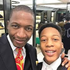 𝗣𝗼𝘄𝗲𝗿𝗳𝘂𝗹 𝗣𝗿𝗮𝘆𝗲𝗿 𝗙𝗼𝗿 𝗨𝗻𝗰𝗼𝗺𝗺𝗼𝗻 𝗙𝗮𝘃𝗼𝗿 Father,  let Your favor surround me as a shield. In places where decisions are being  made, let Your favor speak for me. In rooms where my name