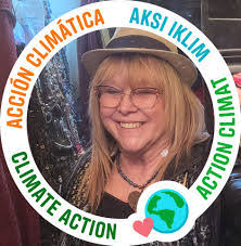 Michelle Mcleod's Instagram, Twitter & Facebook