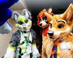 This has to be the best furry convention i've ever been to, anthrocon 2019! Pin By Muclar On Fursuits Furry Convention Furry Costume Anthro Furry