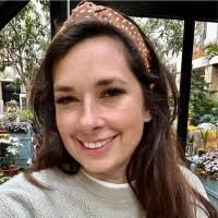 20+ "Caroline Flora" profiles