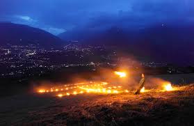 Aus wikimedia commons, dem freien medienarchiv. Herz Jesu Feuer Vivosudtirol