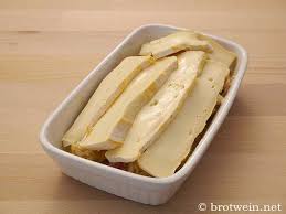 Maybe you would like to learn more about one of these? Tartiflette Mit Reblochon Franzosischer Kartoffelauflauf Der Savoyen Brotwein