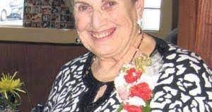 Darla Burnham's Instagram, Twitter & Facebook