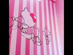 Gambar peta dunia juga mudah dilukis dan bisa diterapkan untuk kamar anak, remaja, bahkan orang dewasa. Contoh Gambar Hello Kitty Di Dinding Ideku Unik