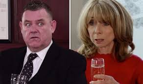 Coronation Street spoilers: Gail Platt rocked by life-changing family  secret from George?