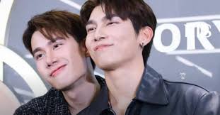 LOVE IS LOVE! Dapatkan Dukungan Penuh dari Penggemar, Akhirnya Mew Suppasit dan  Tul Pakorn Akui Tengah