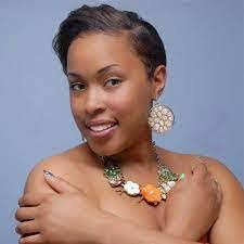 Latoya Hillard's Instagram, Twitter & Facebook