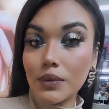 Los mejores profesionales para servicios de maquillaje en Villa El Salvador