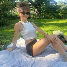 images?q=tbn:ANd9GcSyq-3E86LnEQCKhxdTlbz