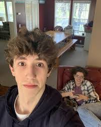 Shawn Ropp's Instagram, Twitter & Facebook