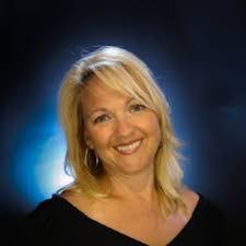 Albert Heil's Instagram, Twitter & Facebook