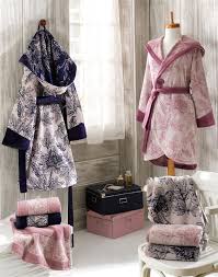 Jakarli Bornoz Takimi Lotus Wellmatt Yatak Fabrikasi Gecelikler Kiyafet Lotus