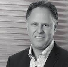 L E A D E R S O F I N F L U E N C E :