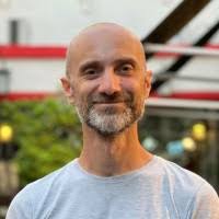 500+ perfiles de «Laurora»