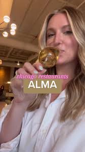 Chicago bars and restaurants to spend summer 2023: Alma at Hotel Zachary.  #chicagobars #wrigleyvillechicago #hotelzachary #chicagowrigleyville  #northsidechicago