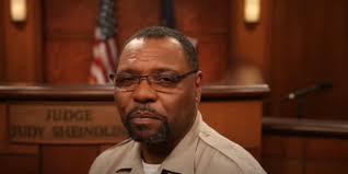 Judge Judy: 10 Fakest Things About The Show, According To Cast, Crew, &  Litigants