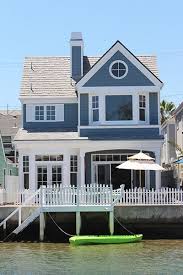 Find a floor plan and rent your dream home today. Gather S Guide To Newport Beach Beach Cottage Design Beach House Exterior Shore House