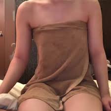 FC2-PPV-1900303]きょん様の金蹴り、膝蹴り、膝落とし！本気蹴り１０発耐えるまで終われま１０ - JAVten.com