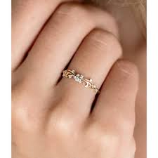 Gambar tangan cincin merah kuning pertunangan perhiasan seni. Harga Cincin Emas Terbaik Juni 2021 Shopee Indonesia