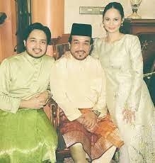 24 tahun (2016) asal bakar batu, johor bahru kedudukan dalam keluarga : Biodata Dan Latar Belakang Pelakon Izara Aishah Iluminasi