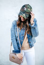 Black Bandana Sweet Louisiana Lyrics White Jeans A Camo Hat Haute Off The Rack Outfits With Hats Camo Hats Outfits Cute Spring Outfits