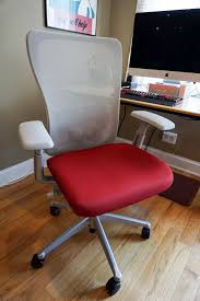 Before diving into the depth haworth zody review, let me tell you a comfortable office chair significantly boosts your performance and focusing capabilities. Review Haworth Zody Task Chair