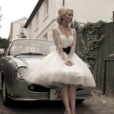 Cinque acconciature tipiche anni '70 cinque cose belle l'attrice mischa barton con una pettinatura da hippie anni '70. Gli Stili Della Sposa La Sposa Vintage Anni 70 Matrimonio A Bologna Blog