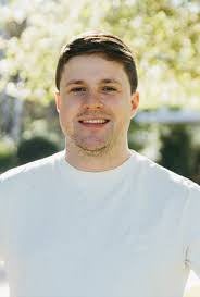 Hi everyone, I'm Cat, a 25 yr old medical student doing her final term  elective in the UK. I'm looking for a STUDIO APARTMENT from the 4-5th of  Jan till the 28th