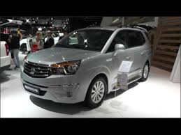 The ssangyong rodius is an mpv released in late 2004 by the south korean automaker ssangyong motor company. Ssangyong Rodius 2015 In Detail Review Walkaround Interior Exterior Youtube