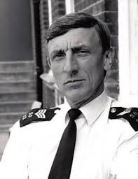 Who is Eric Richard dating? Eric Richard girlfriend, wife