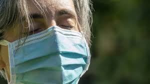 Por otra parte, su conservación es menos exigente que otros fármacos similares, ya que la temperatura necesaria para conservarla es entre dos y ocho grados centígrados. Vacuna Contra La Covid 19 Cuales Son Los Efectos Secundarios Mas Comunes De Las Vacunas Contra El Coronavirus Y Por Que Es Normal Tenerlos Bbc News Mundo