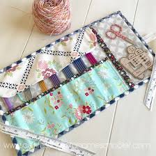 I knit almost everything on circulars, but like most knitters, find them a pain in the *** to store. Knitting Crochet Needle Case Tutorial Confessions Of A Homeschooler