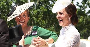 Kate middleton is a worldwide style icon while sophie, countess of wessex likes to push the boundaries of royal fashion, so when it came to launching a new commonwealth sartorial project the two were first on the list to head it up. Here S Hero Kate Middleton Catching A Falling Countess Time