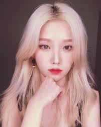 Crystal Kim 김크리스탈