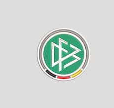 E do lado da frança temos aqui fato um valor do mercado de um vírgula três mil, um vírgula zero três mil milhões de horas pra ser mais precisa e a segunda seleção mais valiosa deste europeu logo a seguir a. Selecao Alema Matriz Para Bordar No Elo7 Margobell S Atelie Arte Design 12af8cc