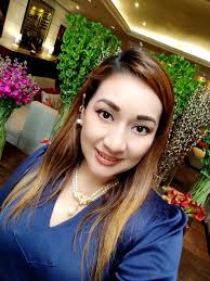 Muchísimas gracias a Rosa Rivas una mujer luchadora y emprendedora que  elabora ricos postres y pan dulce. Este día nos deleitó a todo el concejo  Municipal de Ciudad Delgado con unos ricos