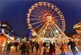 Der striezelmarkt dresden gilt als ältester weihnachtsmarkt deutschlands und wird in diesem jahr bereits zum 581. Corona Nun Ist Auch Der Weihnachtsmarkt In Gefahr